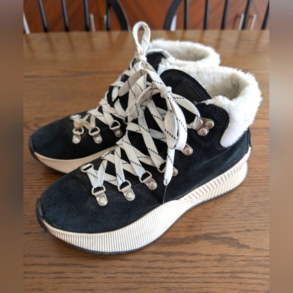 SOREL Out N' About III Conquest Waterproof Boot